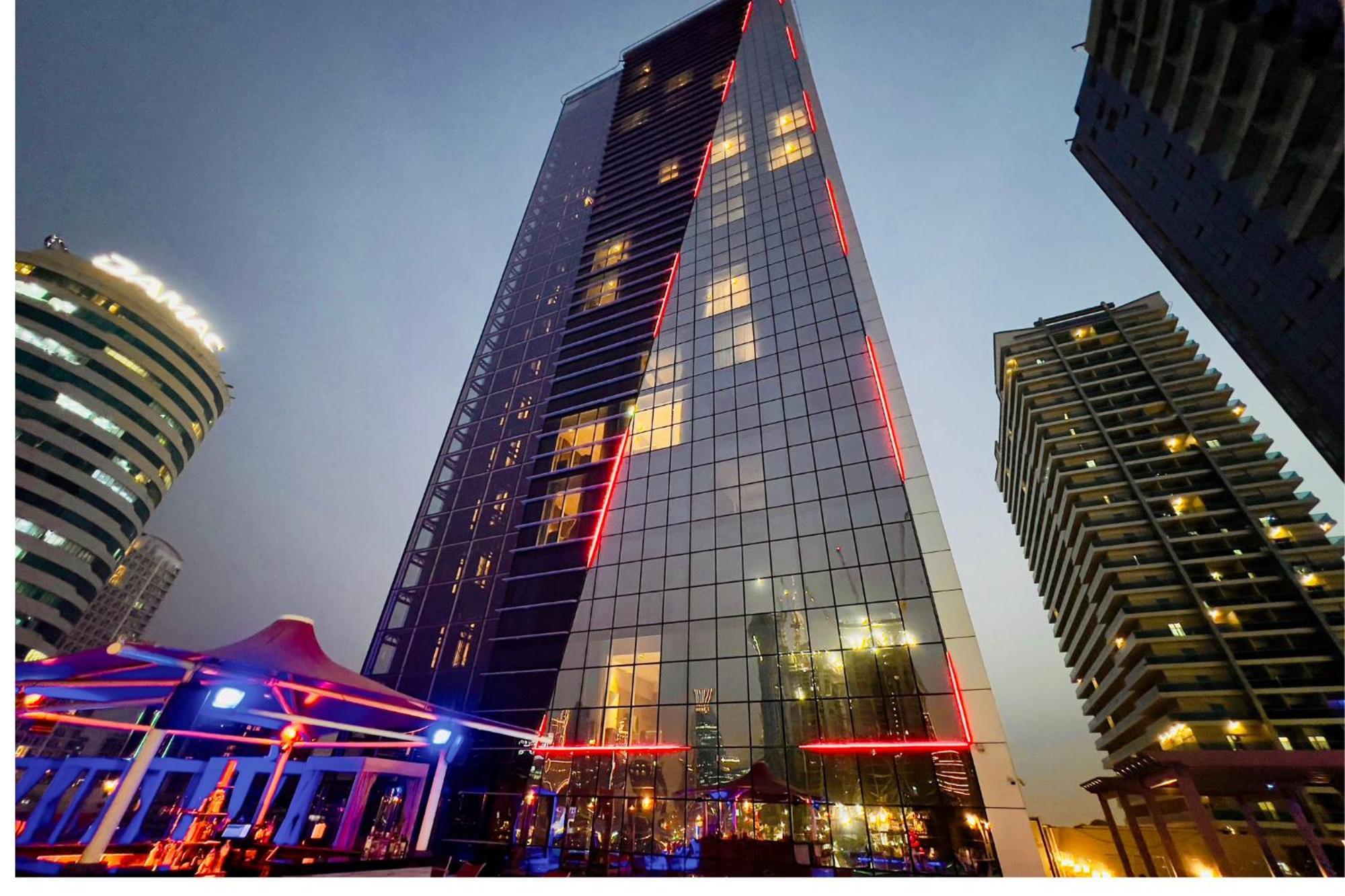 Canal Central Hotel Business Bay Dubai Exterior photo The 101 Tower